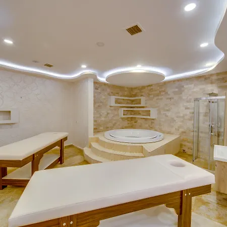 Golden Bodrum فندق تورغوتْريس