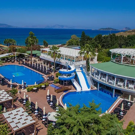 Golden Bodrum 4* تورغوتْريس