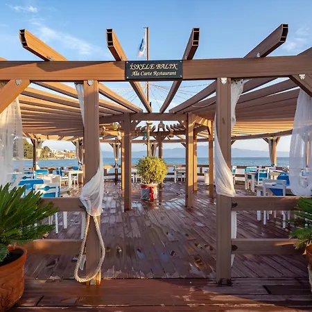 Golden Bodrum 4* تورغوتْريس