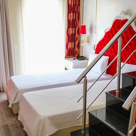 Golden Bodrum 图尔古特雷斯