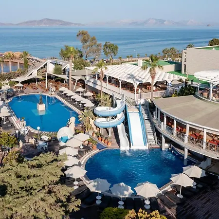 Golden Bodrum 4* 图尔古特雷斯